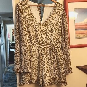 L June & Hudson leopard ruffle romper